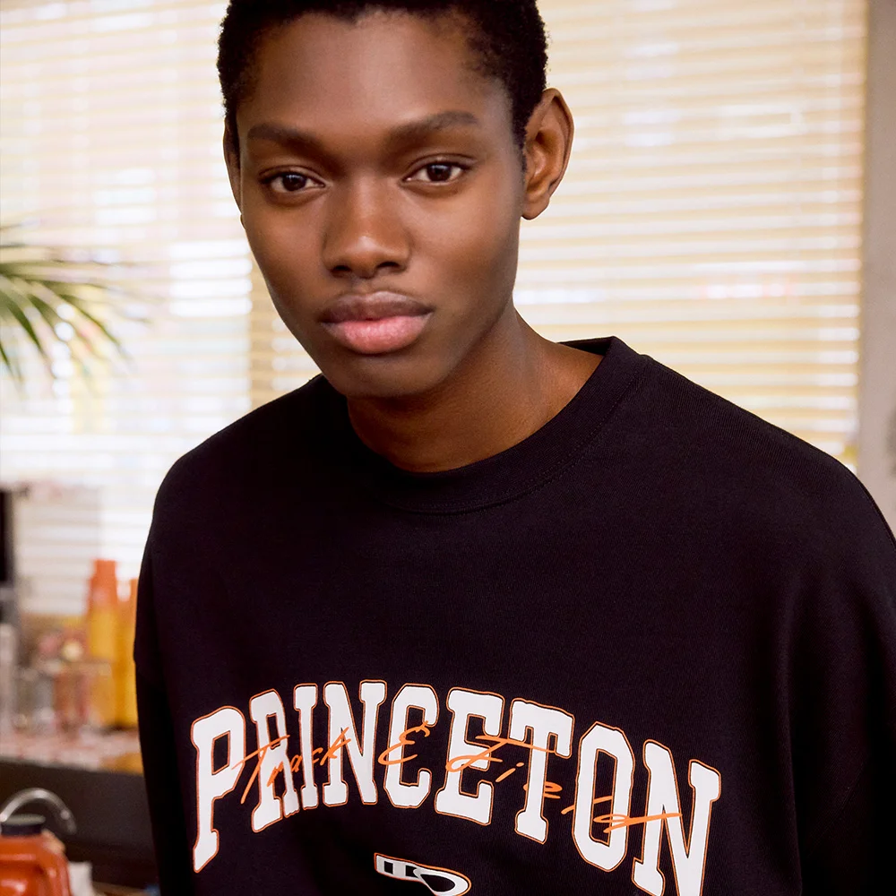 Princeton Overlay Print T-shirt (BLACK)