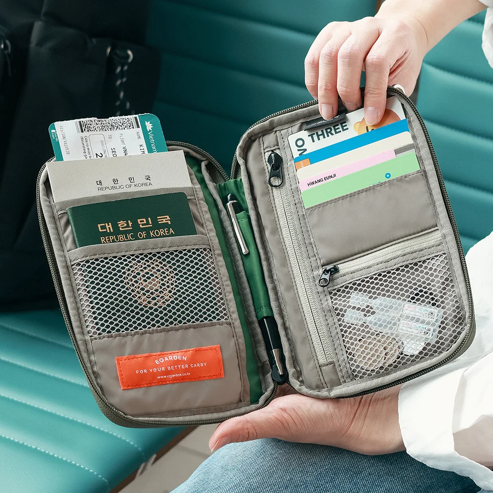 旅行者 多合一 護照 RFID防護 防盜刷 旅行錢包 護照 保護殼 - 卡其色