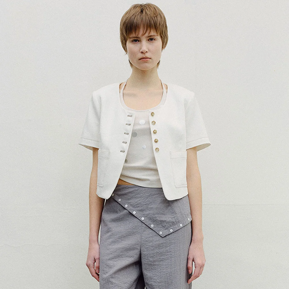 SCOOP NECK CROPPED JACKET - IVORY