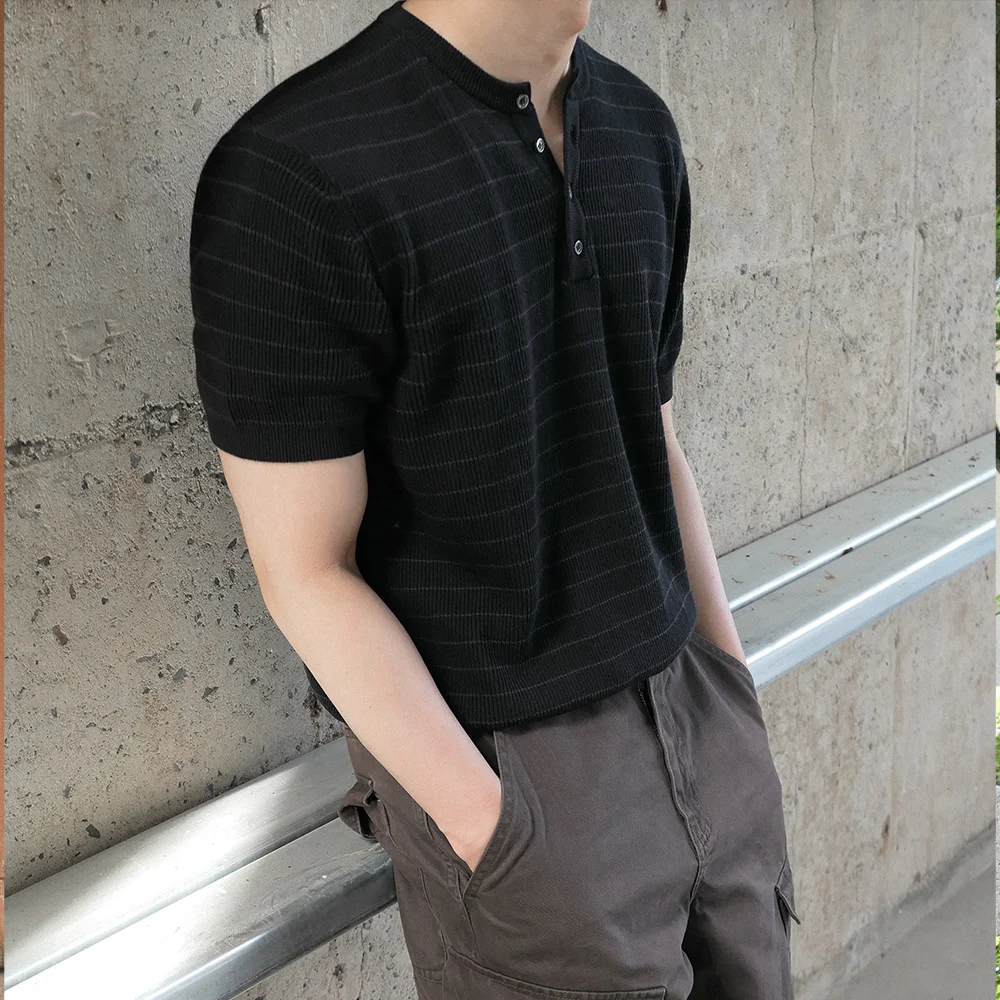 REFINED STRIPE HENLEY HALF KNIT