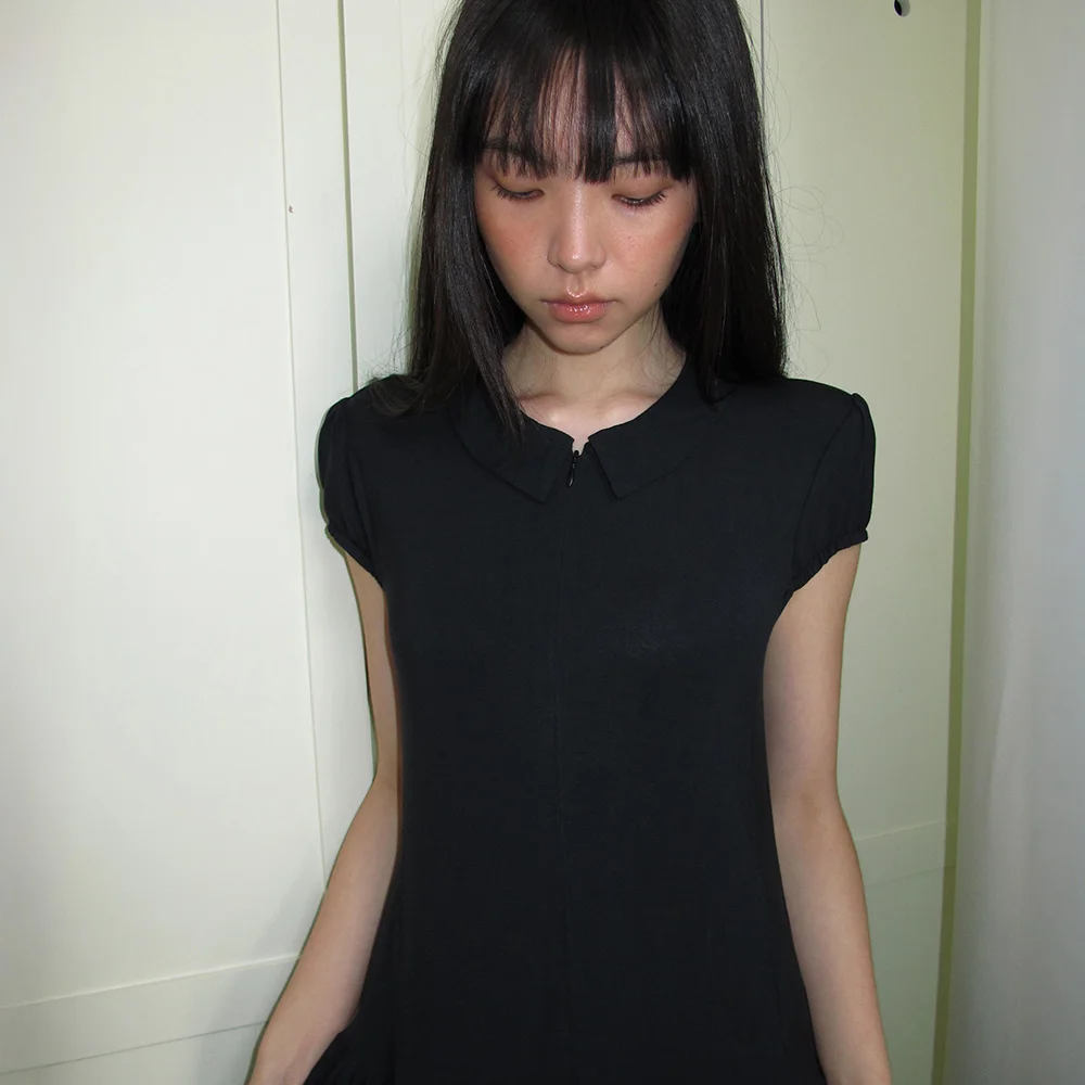 Soft line dress (Black)