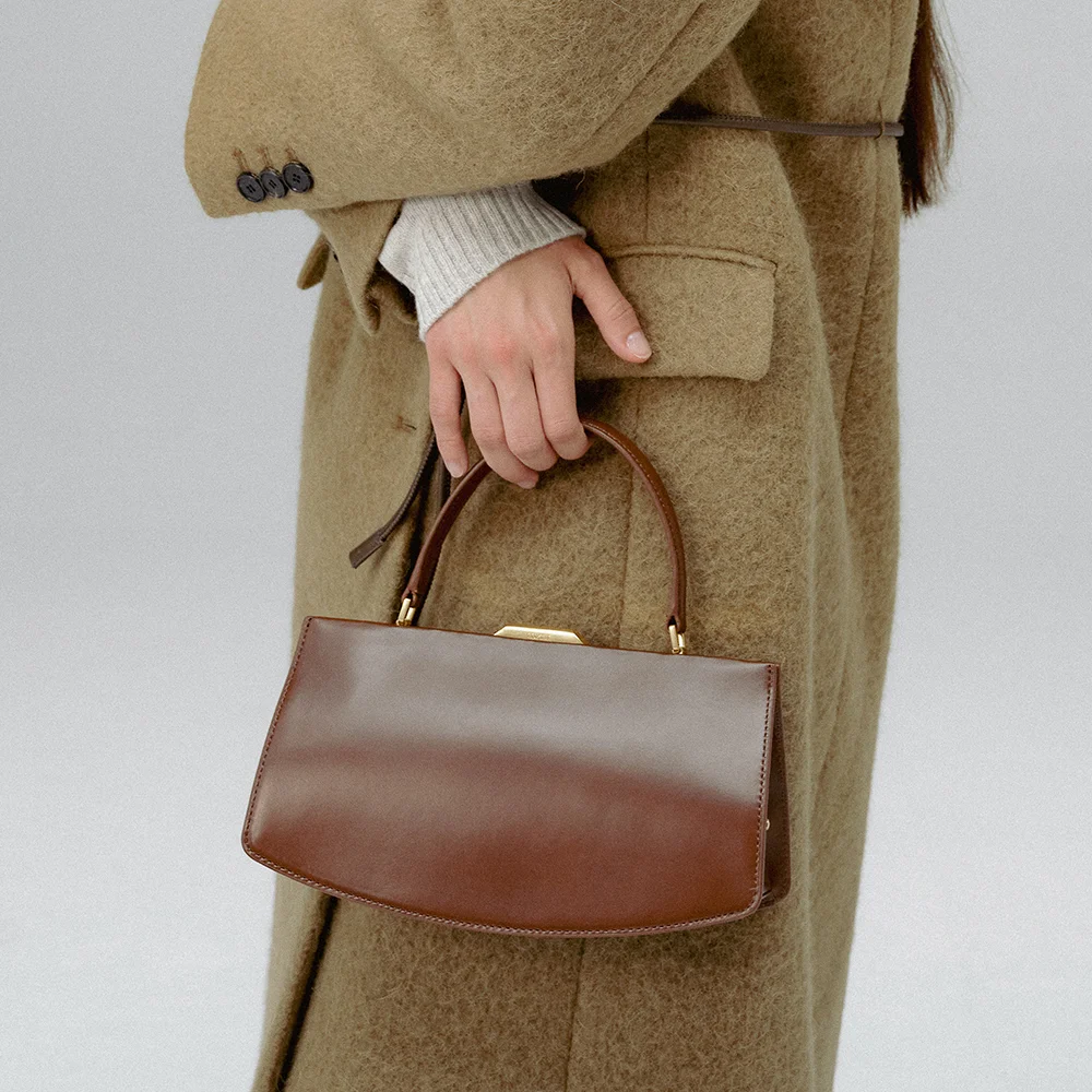 LUNE FORME TOTE BAG (OAK BROWN)