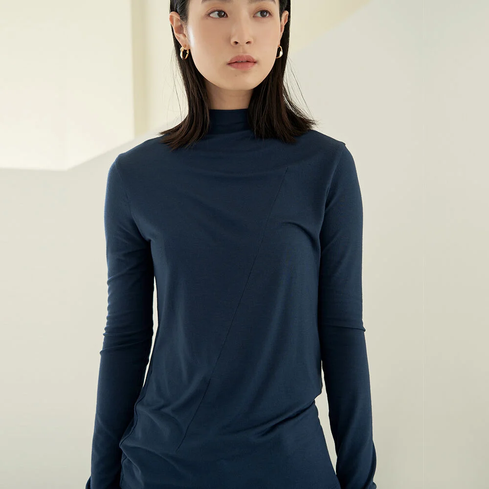 slim dart point highneck tee_Ash Blue