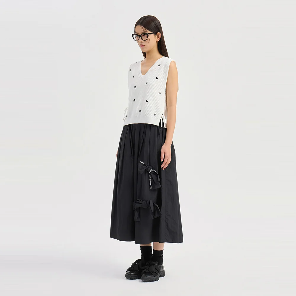 Emblem Embroidery Knit Vest (ivory) LFWAM26400IVX