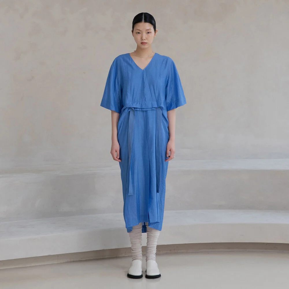 FOLDED DRAPE DRESS / BLUE