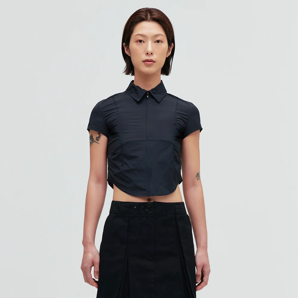 WOMEN'S ZIP SHIRT (BLACK)
