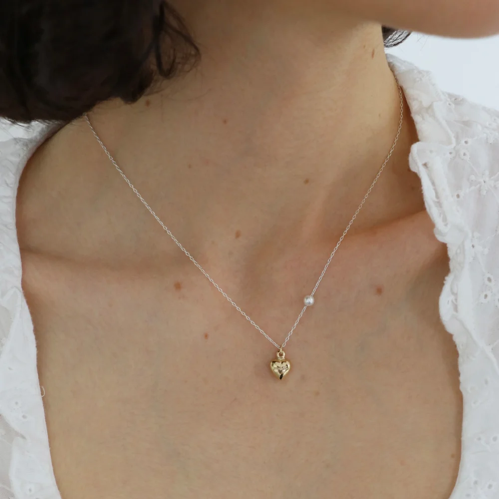 Heart pearl necklace (2 colors)