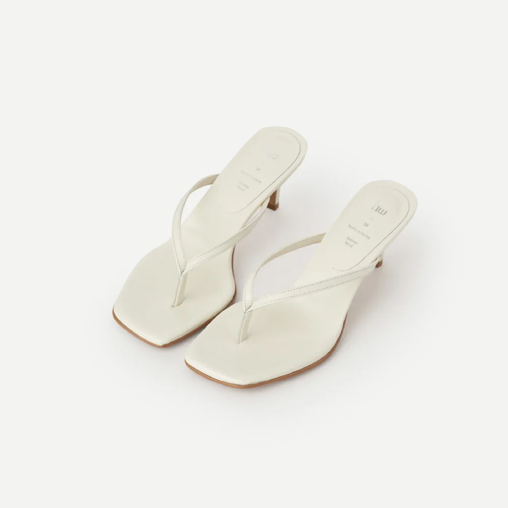 ELOA FLIP-FLOPS HEEL (IVORY)