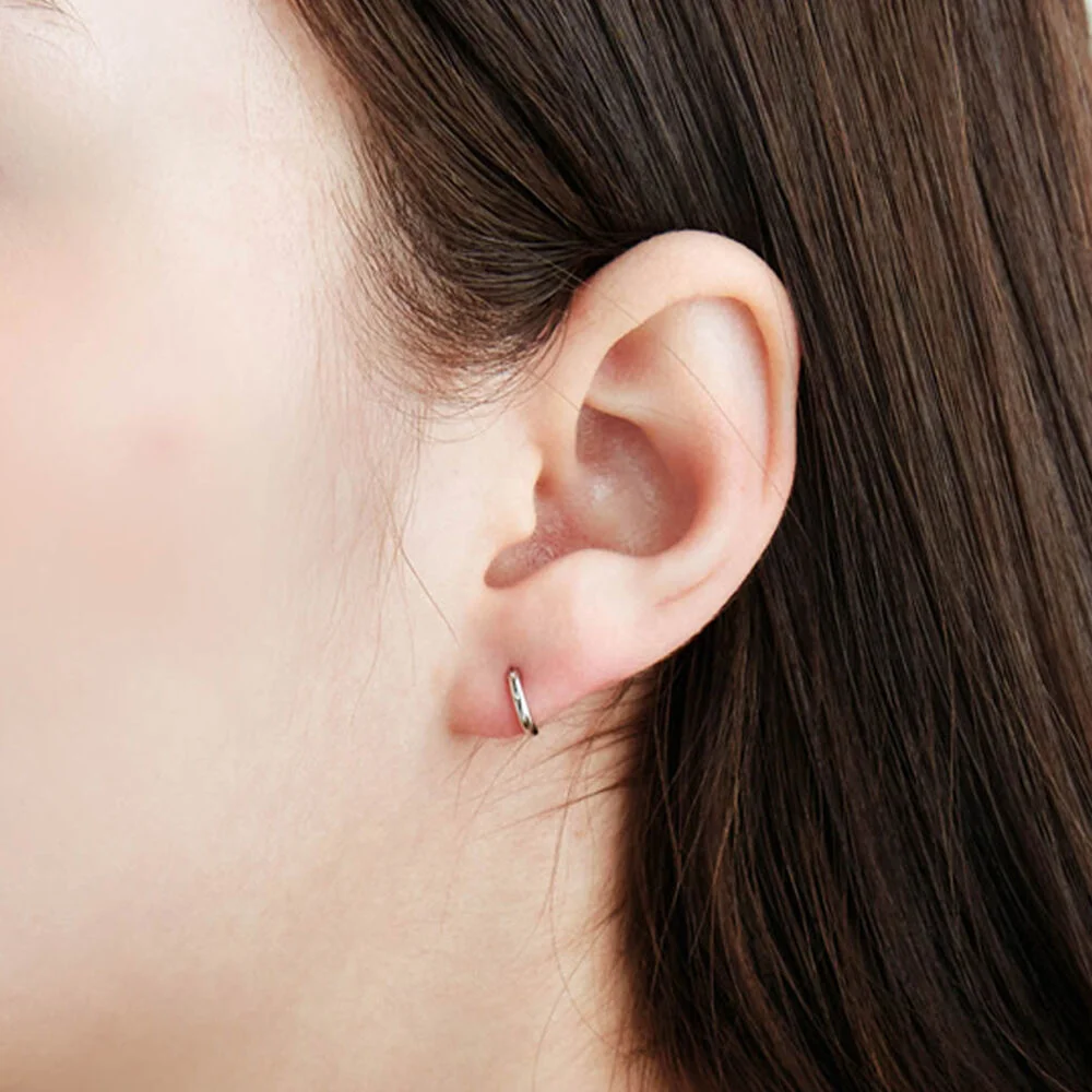 Basic One touch Earring