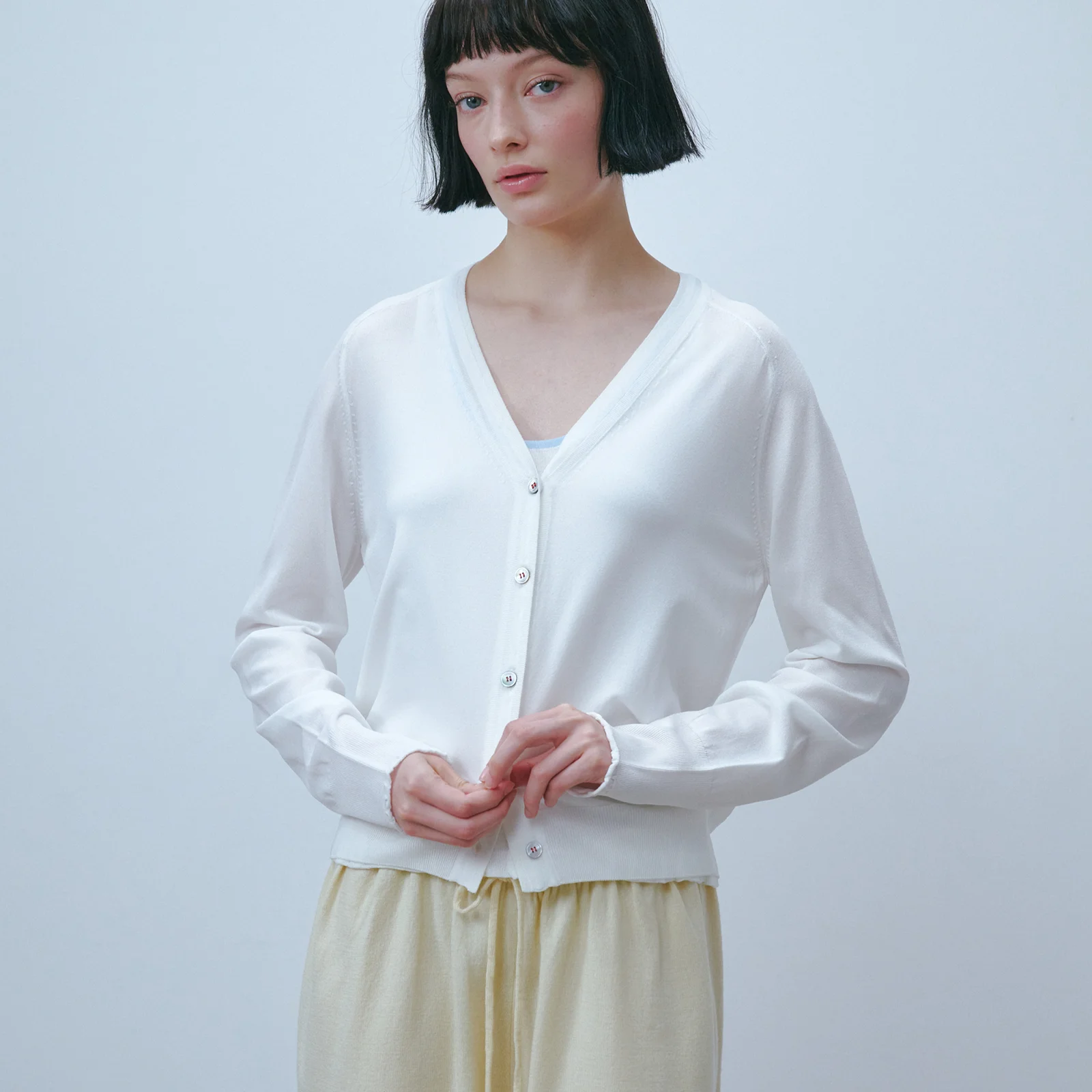 Shiny Cardigan (White)