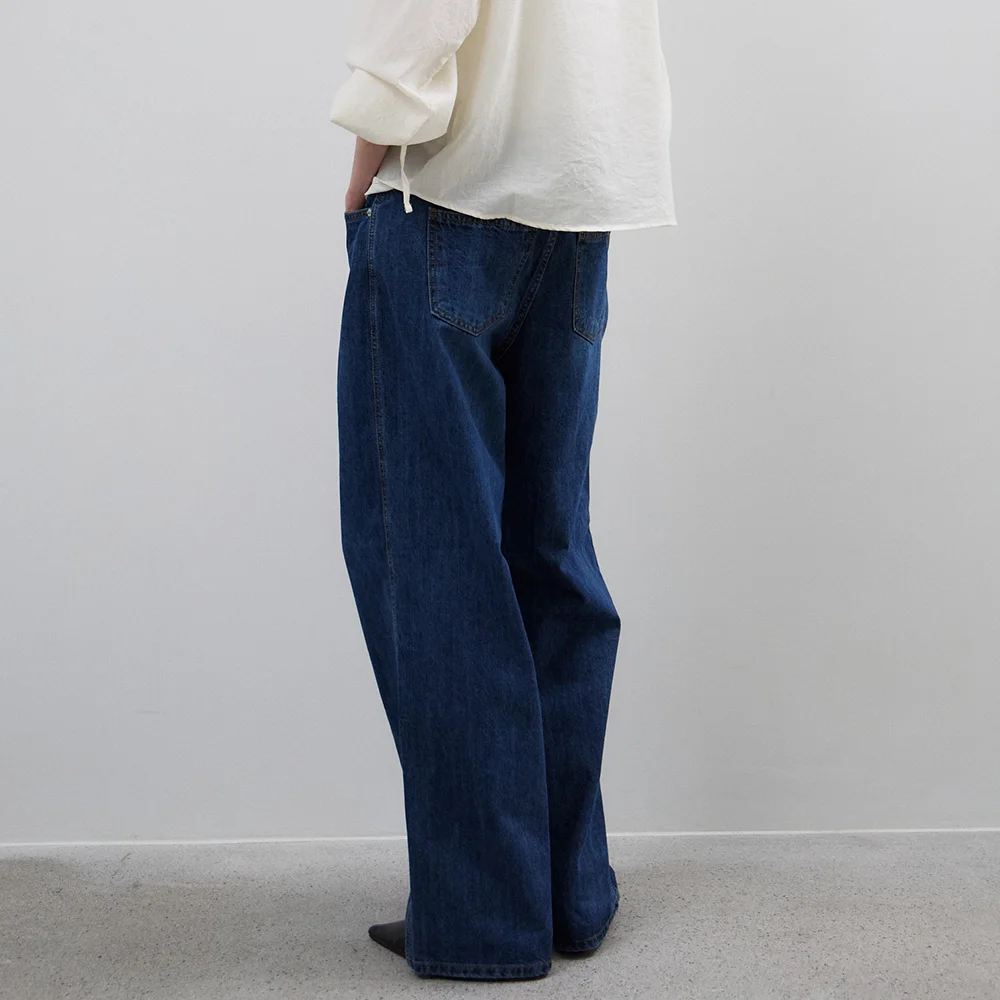 Light indigo Denim