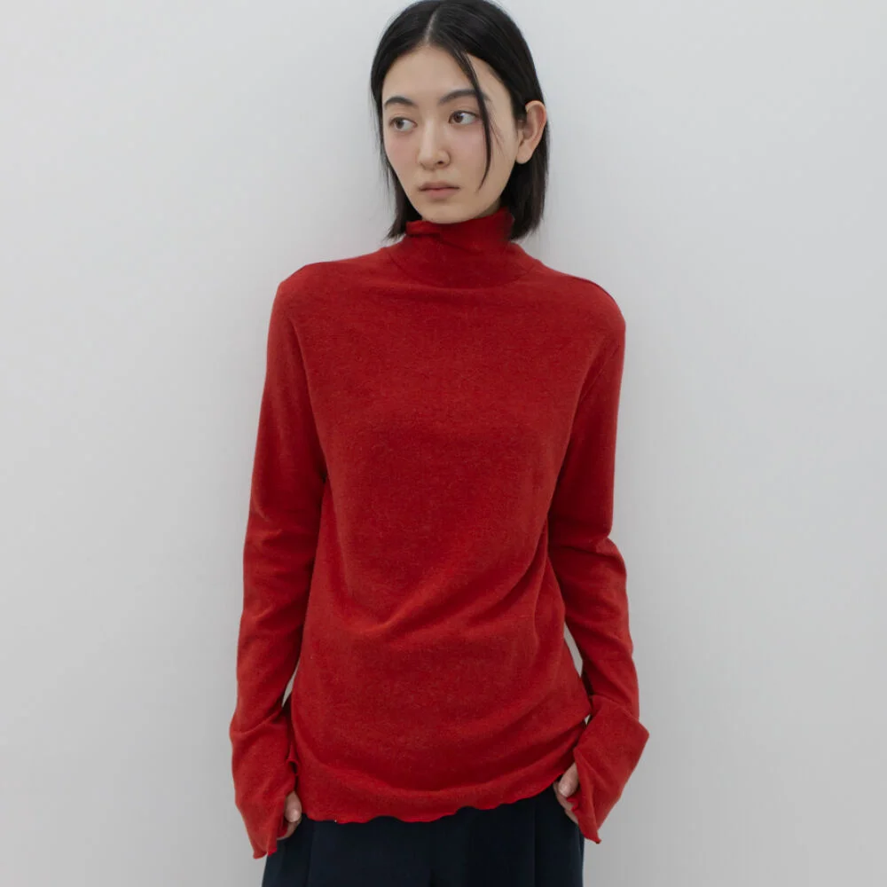 LOOSE FIT TURTLE NECK TOP / RED