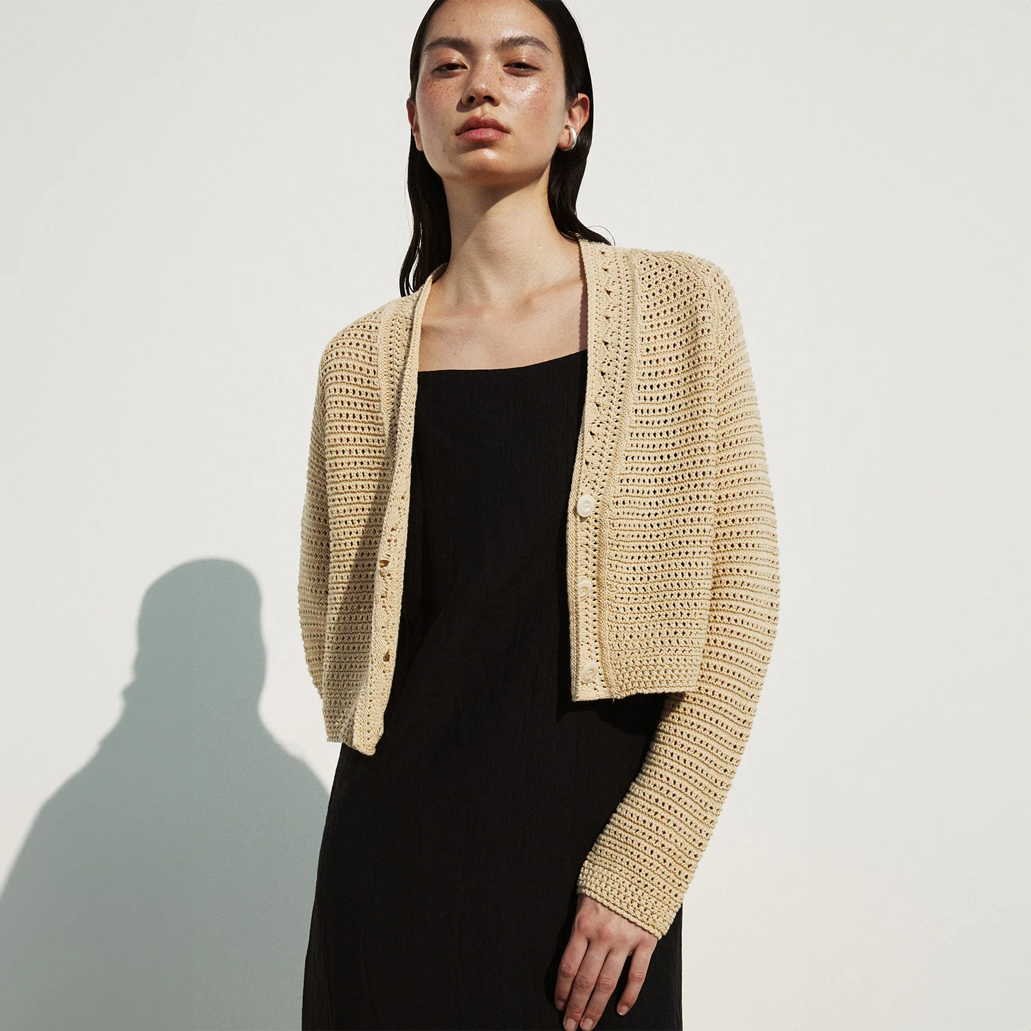 CROCHET COTTON CROPPED CARDIGAN BE