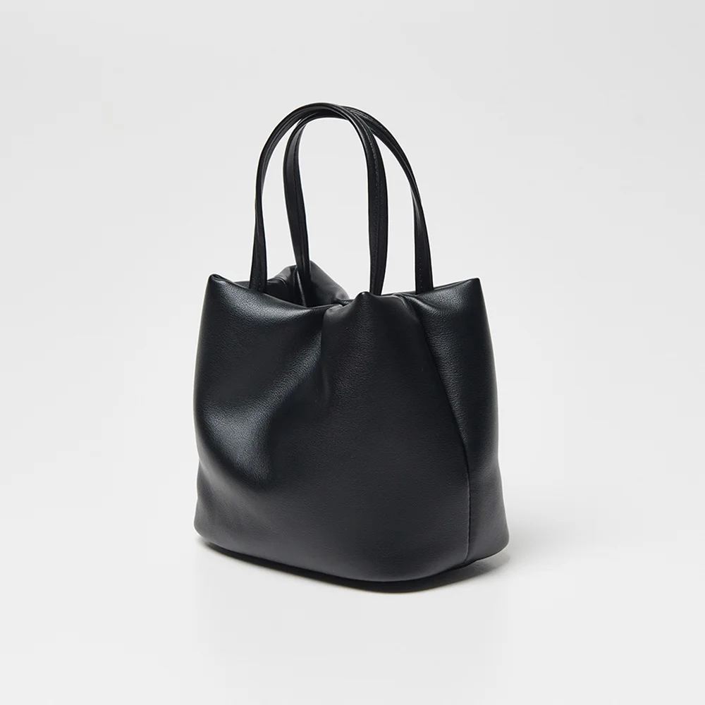 clover puffy BAG - black