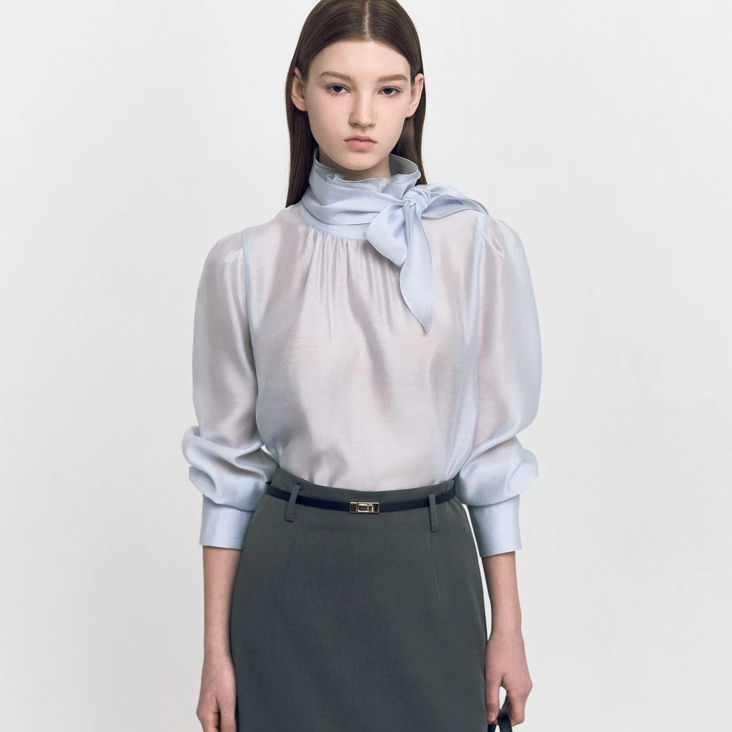Roll collar Tie Blouse LIGHT BLUE