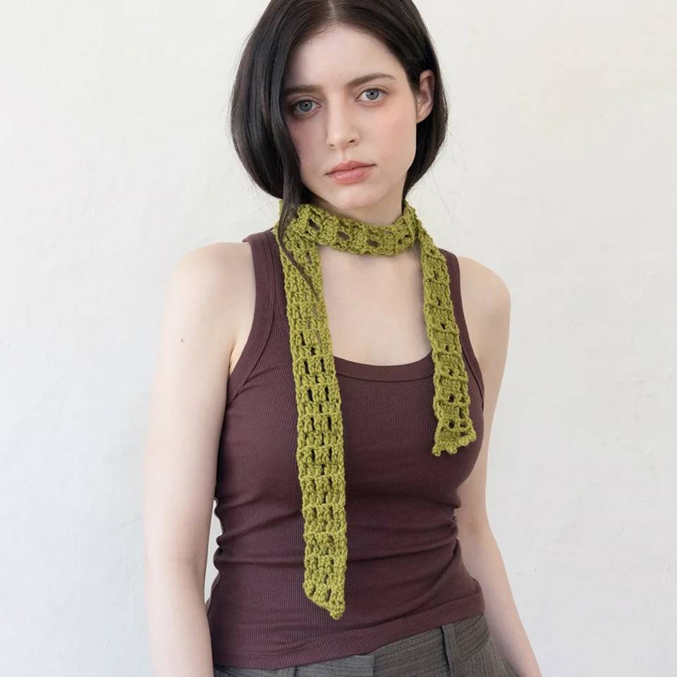 Soft crochet knit long scarf (Olive green)