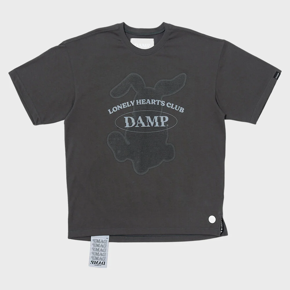 DAMP RABBIT CLUB OVERSIZED TEE_CHARCOAL