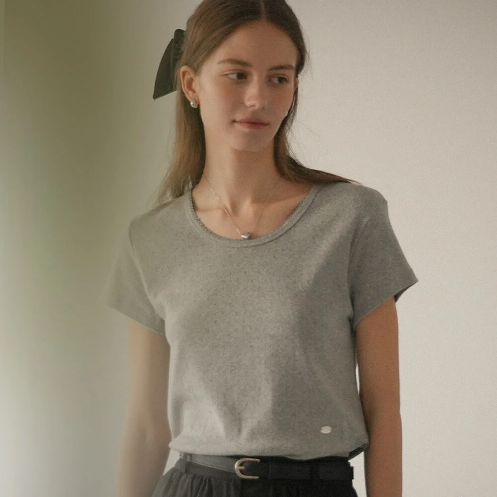 Floral eyelet romantic T-shirt_Gray