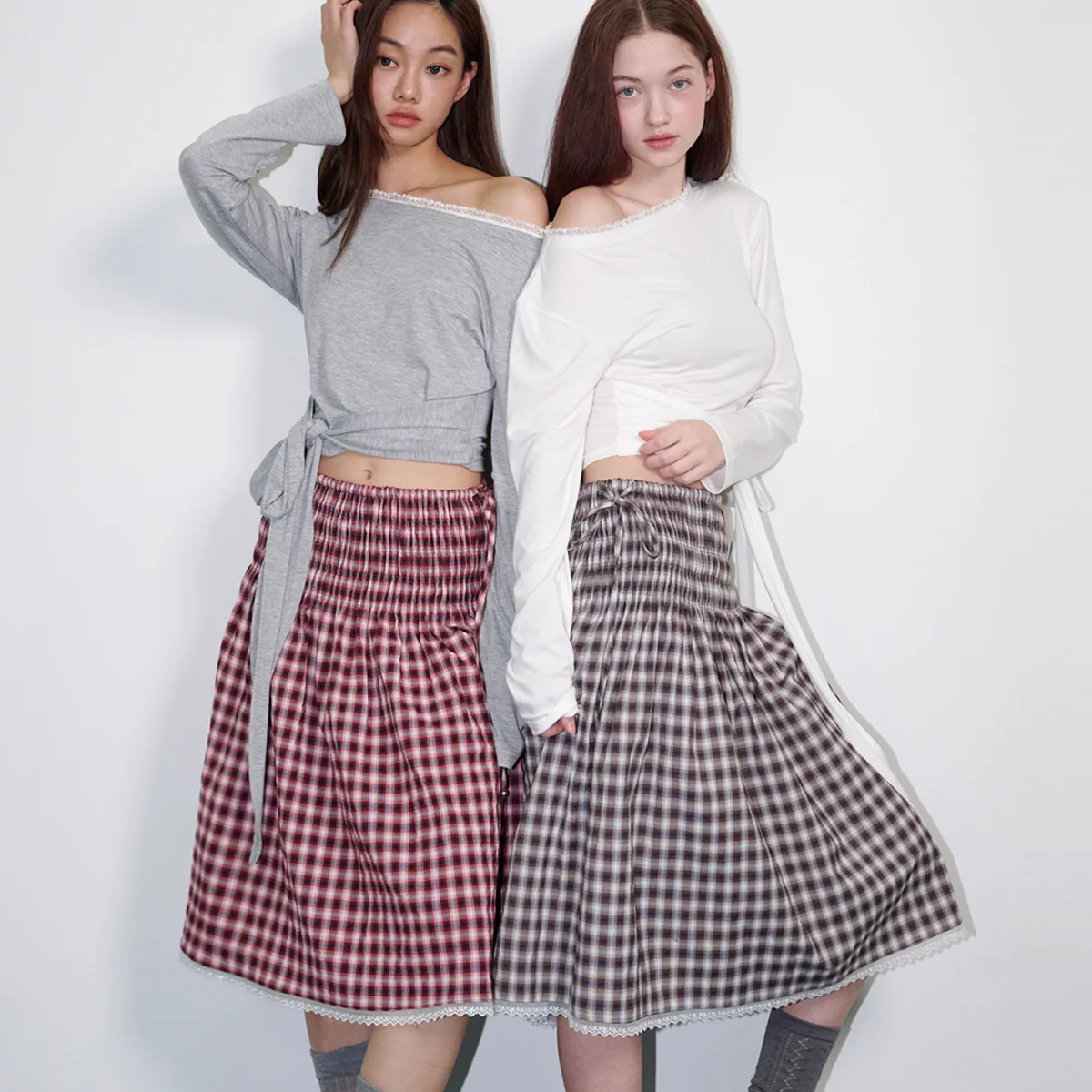 Checked smoke lace pleated skirt Brown