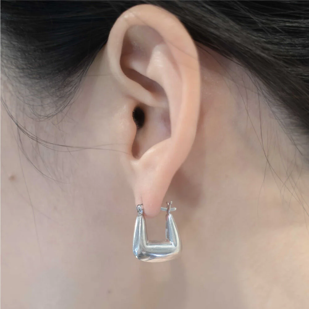 HR 16E_Bold Square Ring Earring (Silver 925)