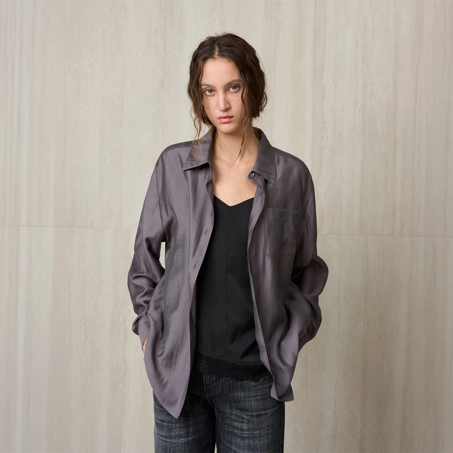 SILKY LIGHTWEIGHT SHIRT CHARCOAL
