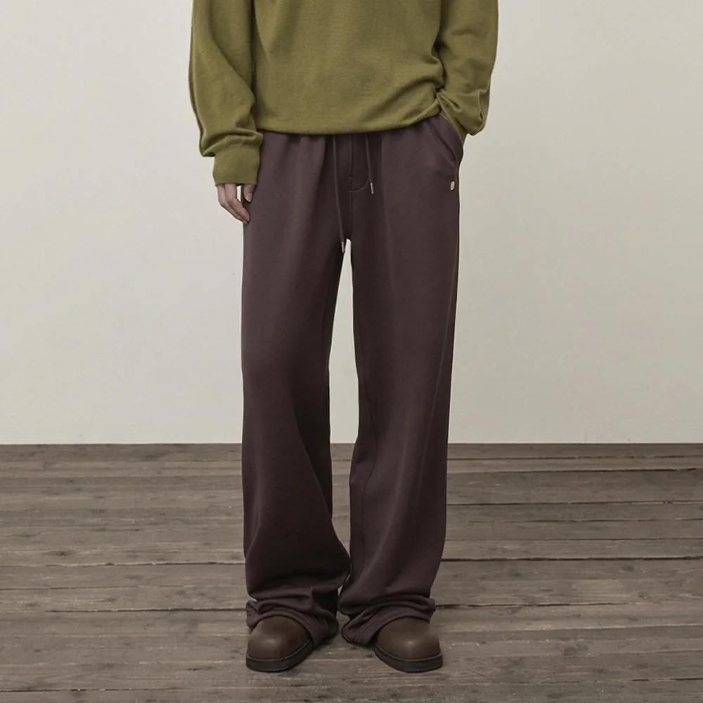 BACK POCKET GLITTER SWEATPANTS FOR MEN IN BROWN