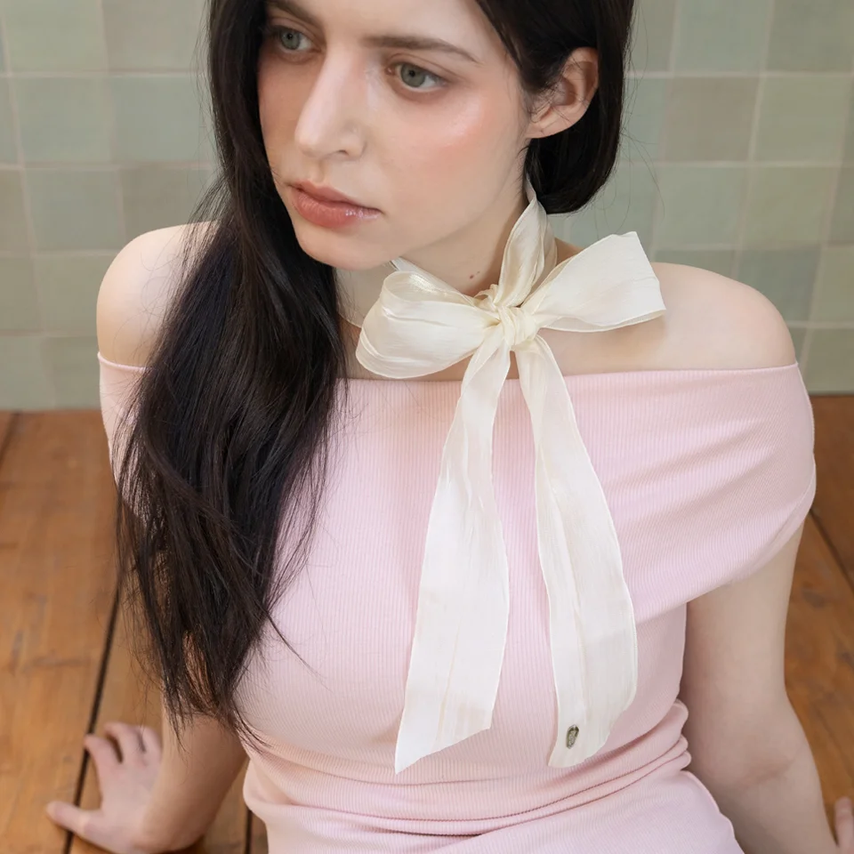 Wrinkle Slim Long Scarf (White)