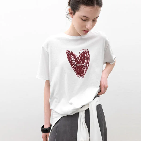 HEART DRAWING OVER BOX TEE (T-7200)