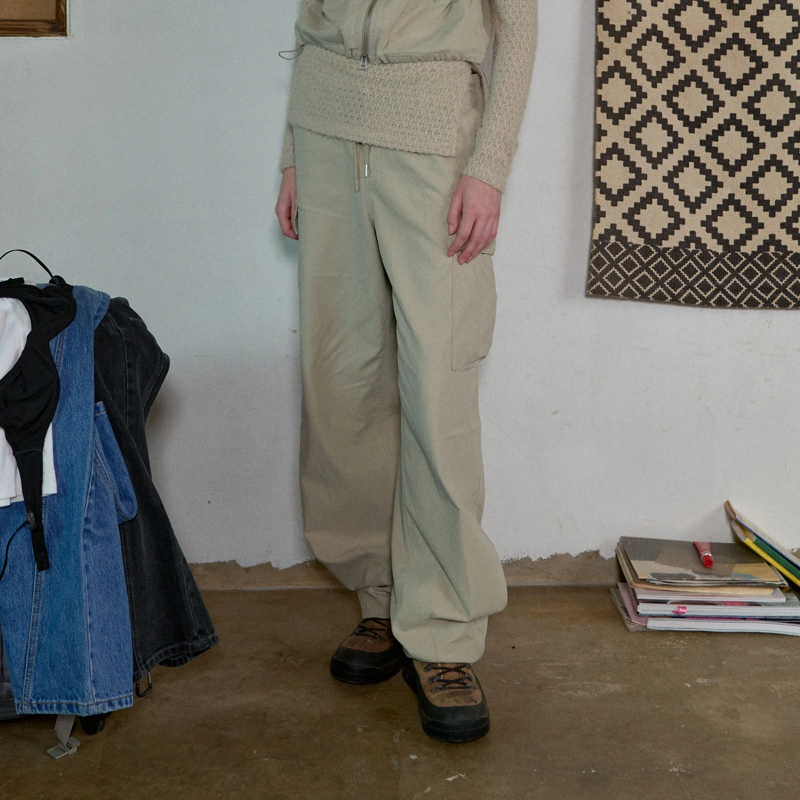 COTTON CARGO PANTS - DUSTY CREAM