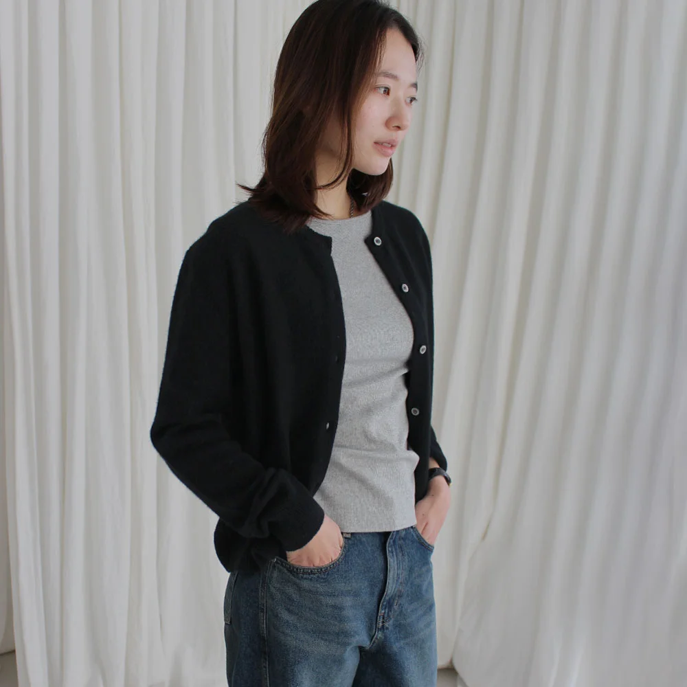 Winter wool cardigan (black)