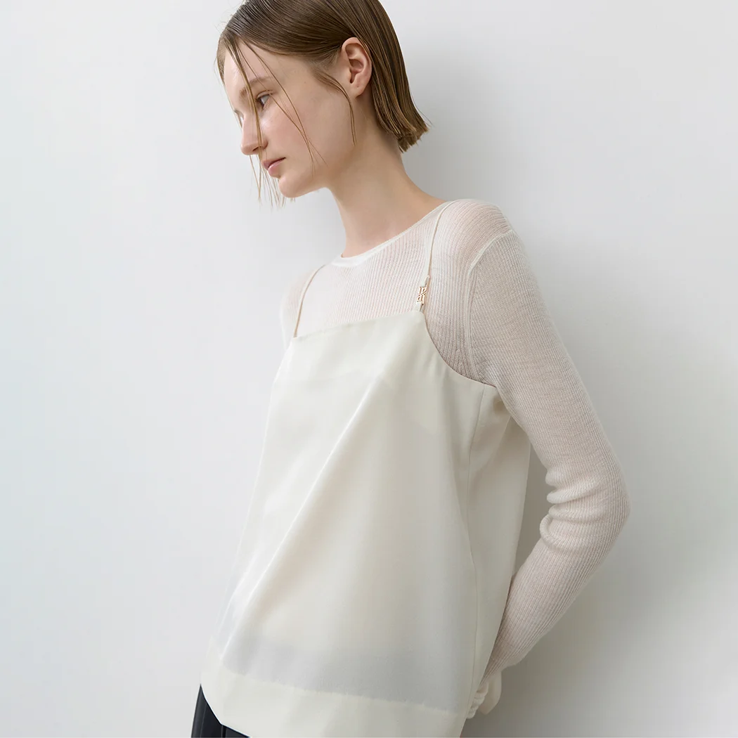 LILLY BACK SLIT BLOUSE(BL-4308)_2Colors