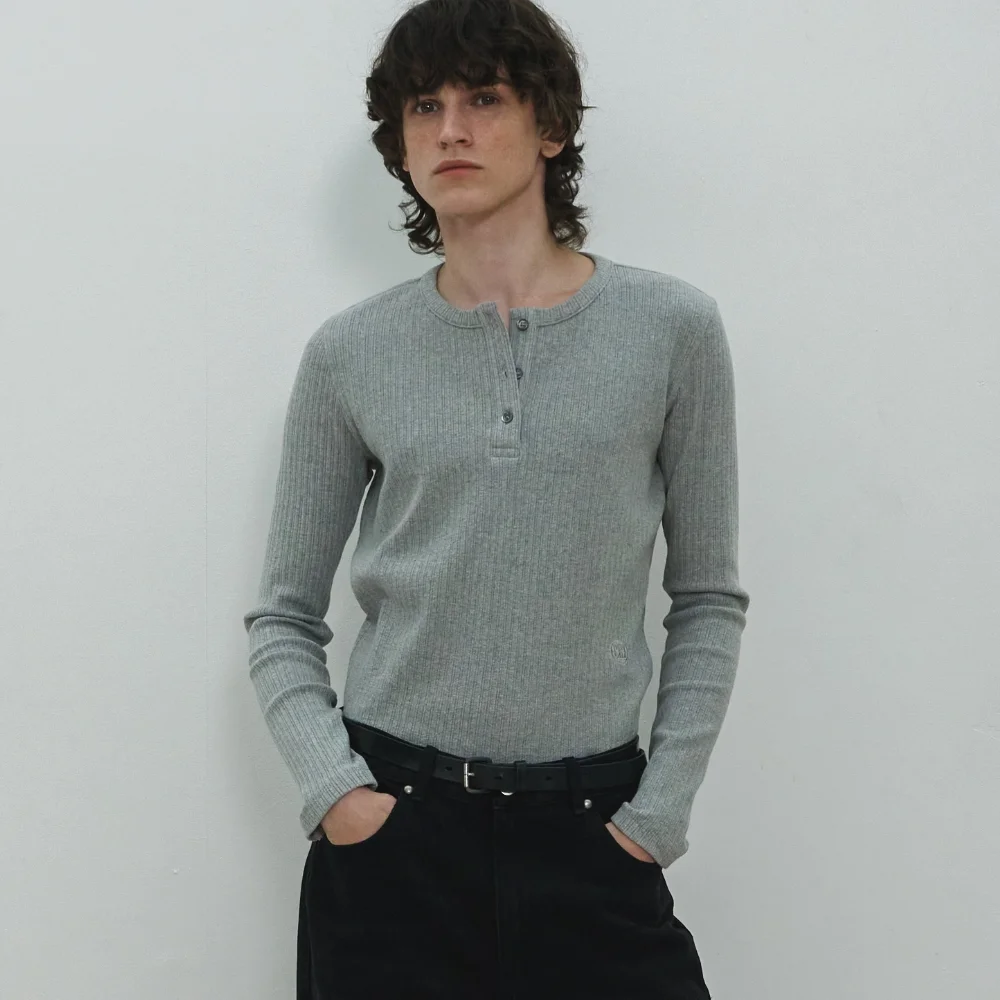 MJ Henley Neck Ribbed T-shirt / Gray