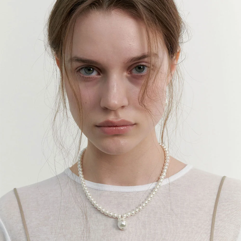 Baroque Pearl Charm Bold Necklace (L241MNK020)
