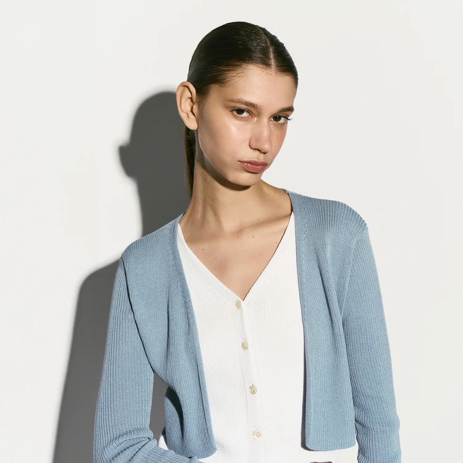 RIBBED ATTATCHED-LAYER TOP CLOUD