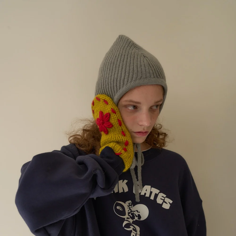 Saalty House Trooper Knit Beanie / Gray