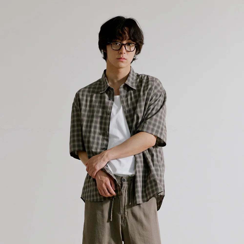 SEMI CROP CHECK HALF SHIRT