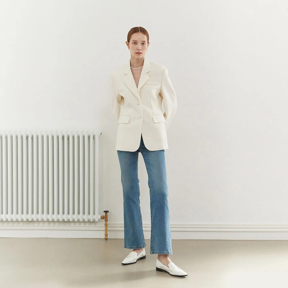 BOLD SLEEVE DART JACKET(sand ivory)