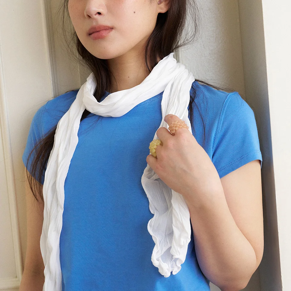 soft wrinkle long scarf - white
