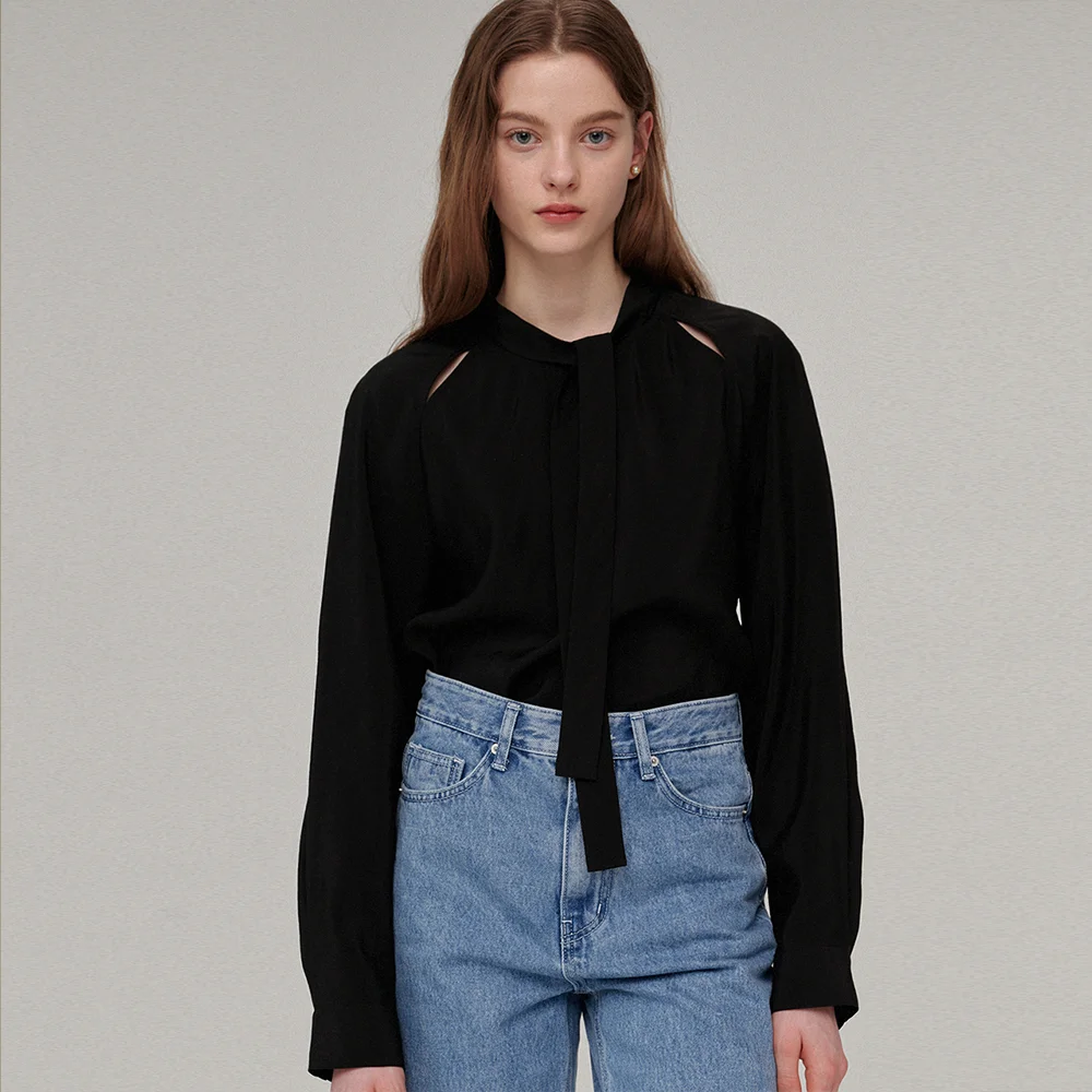 Scarf cutout detail blouse - Black