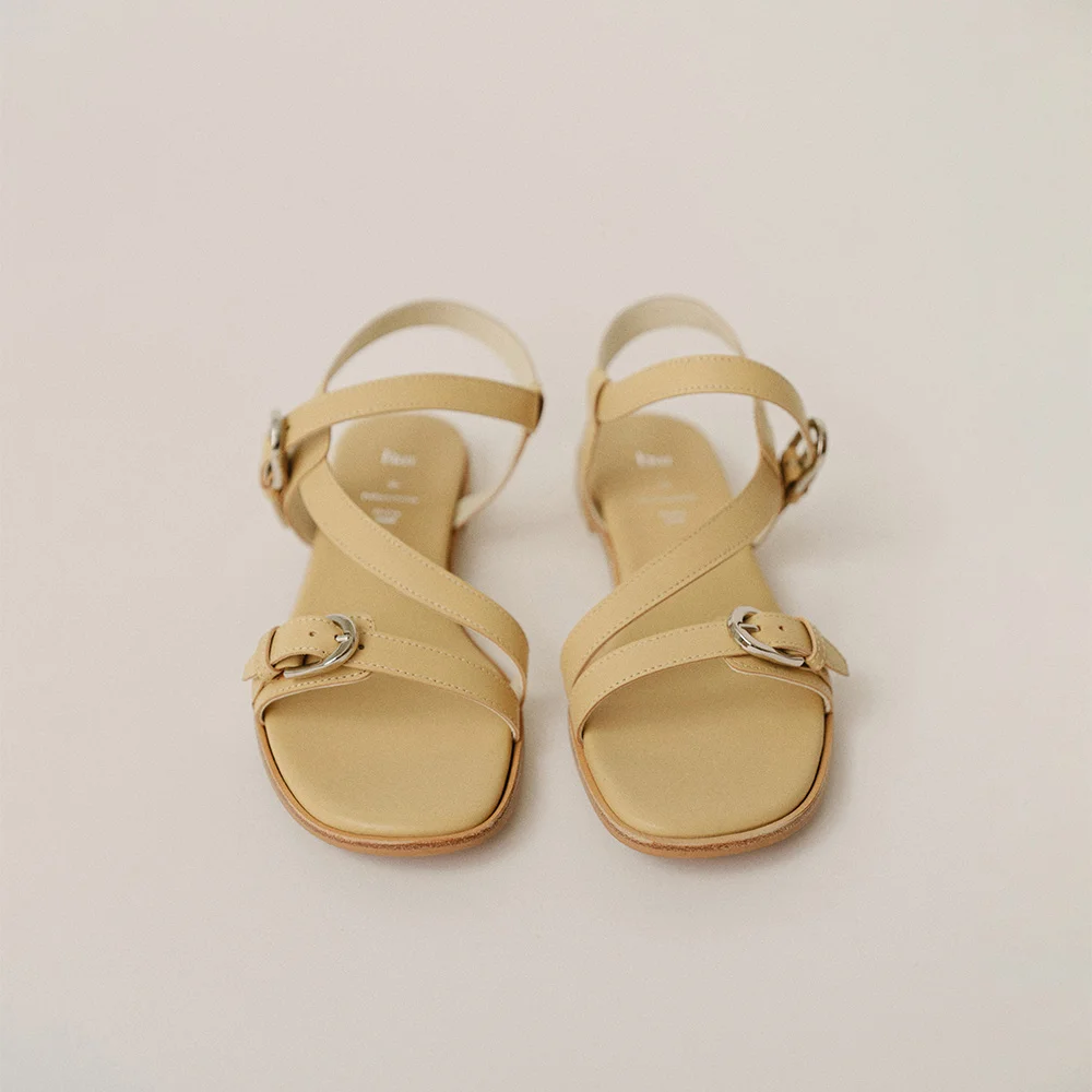 SNAY SANDALS (BUTTER)