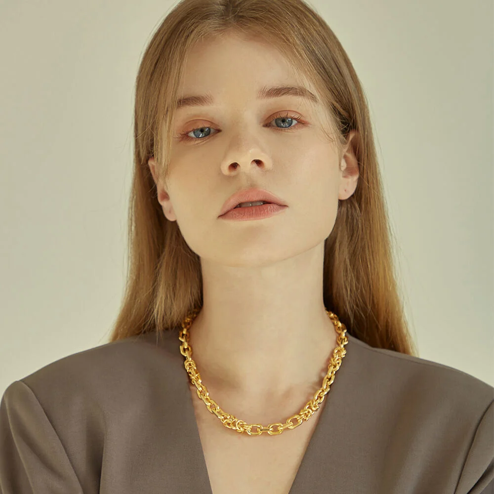 Kim Jieun,Jang Hee-ryung,Kim Hye-jun,Yura 著用 Unique Bold Chain Necklace