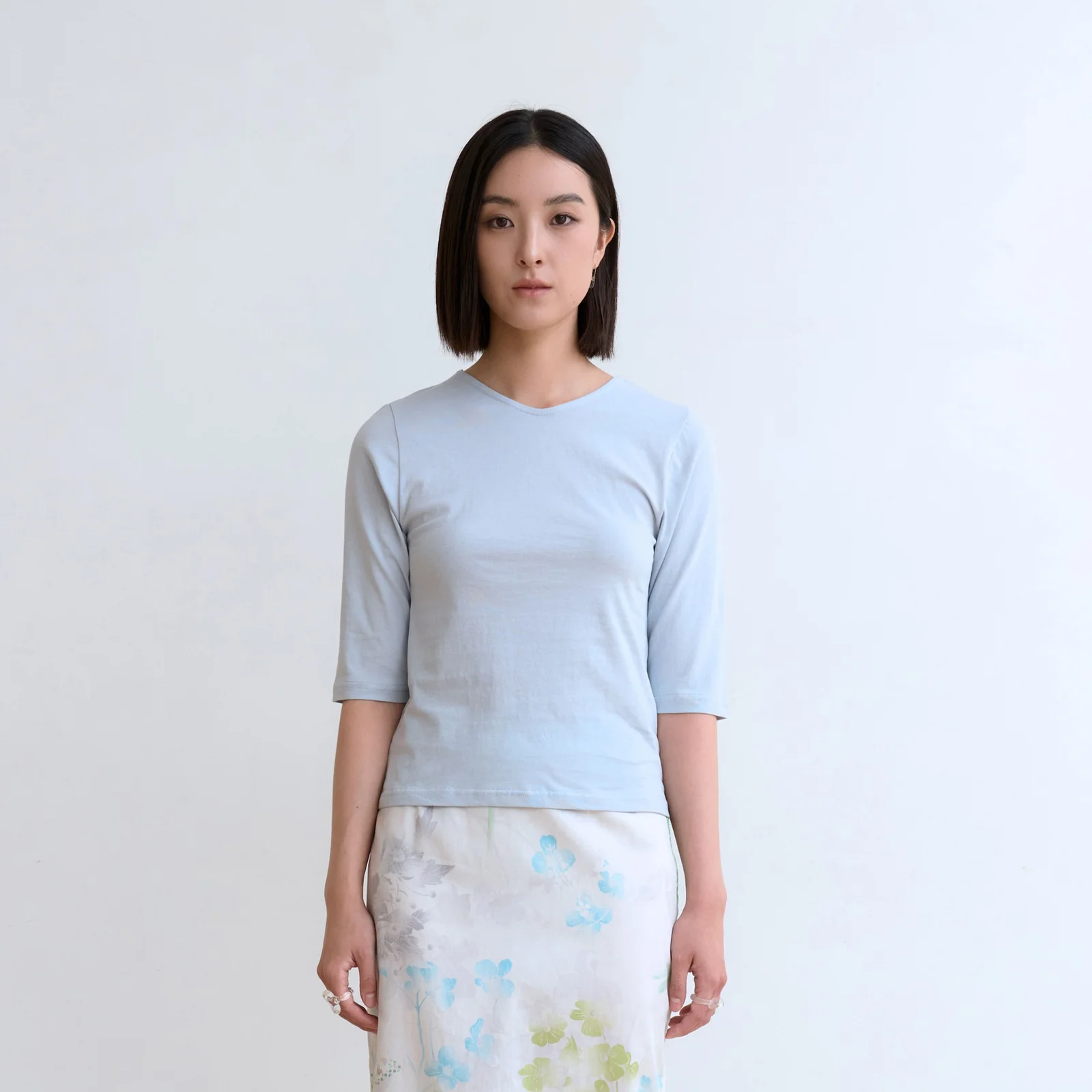 V-NECK 3/4 SLEEVE TOP (SOFT BLUE)