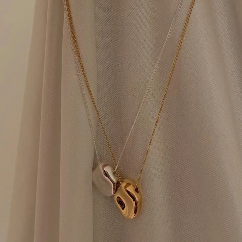 Pebble necklace