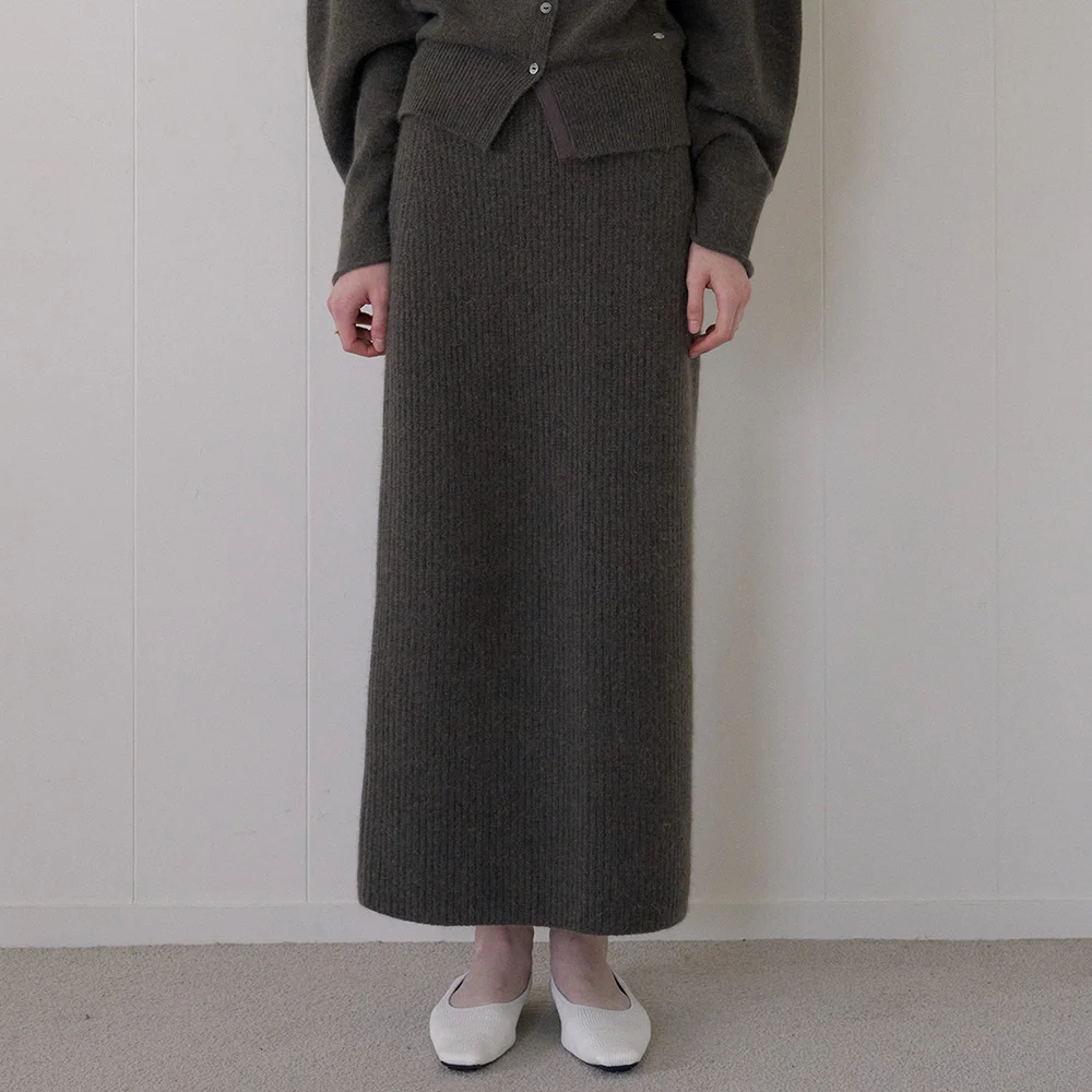 WHOLE GARMENT RACCOON SKIRT_KALE BROWN