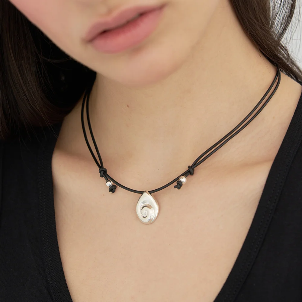 Shell Spiral Leather Necklace