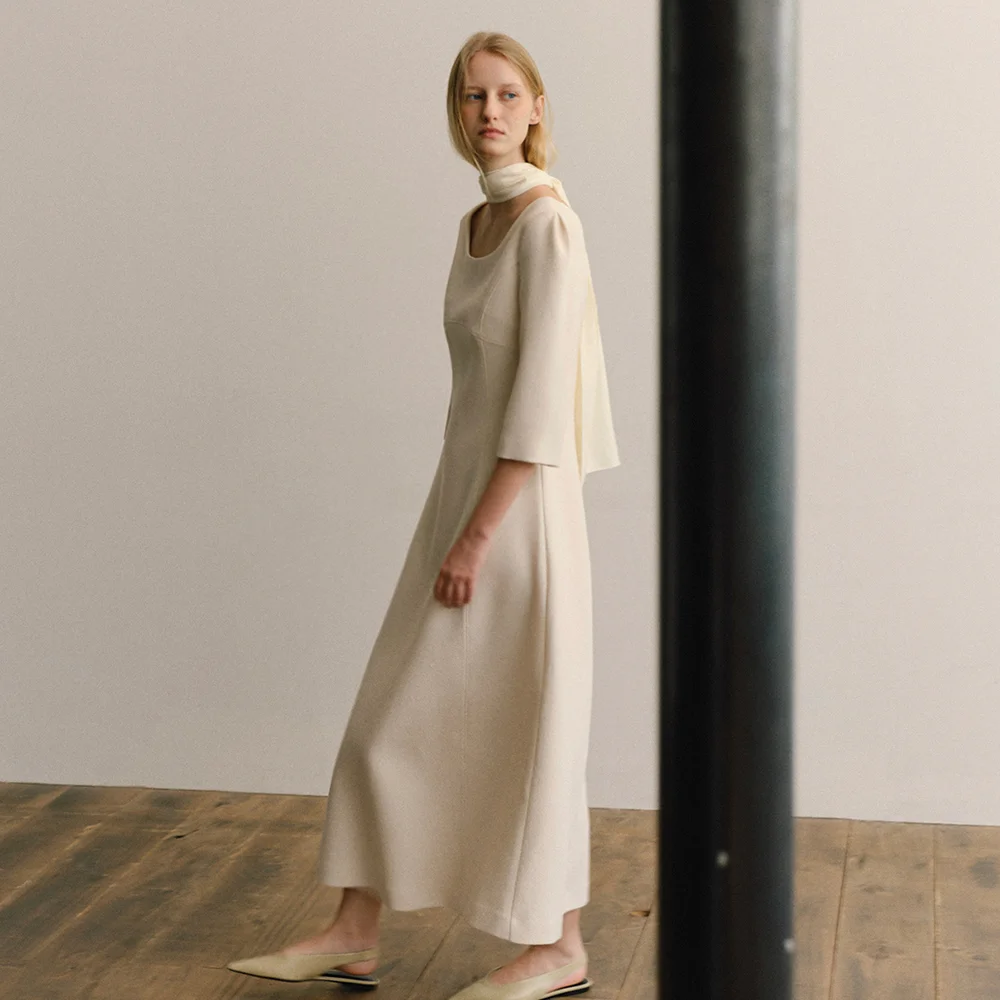 SILHOUETTE TWEED DRESS_CREAM IVORY