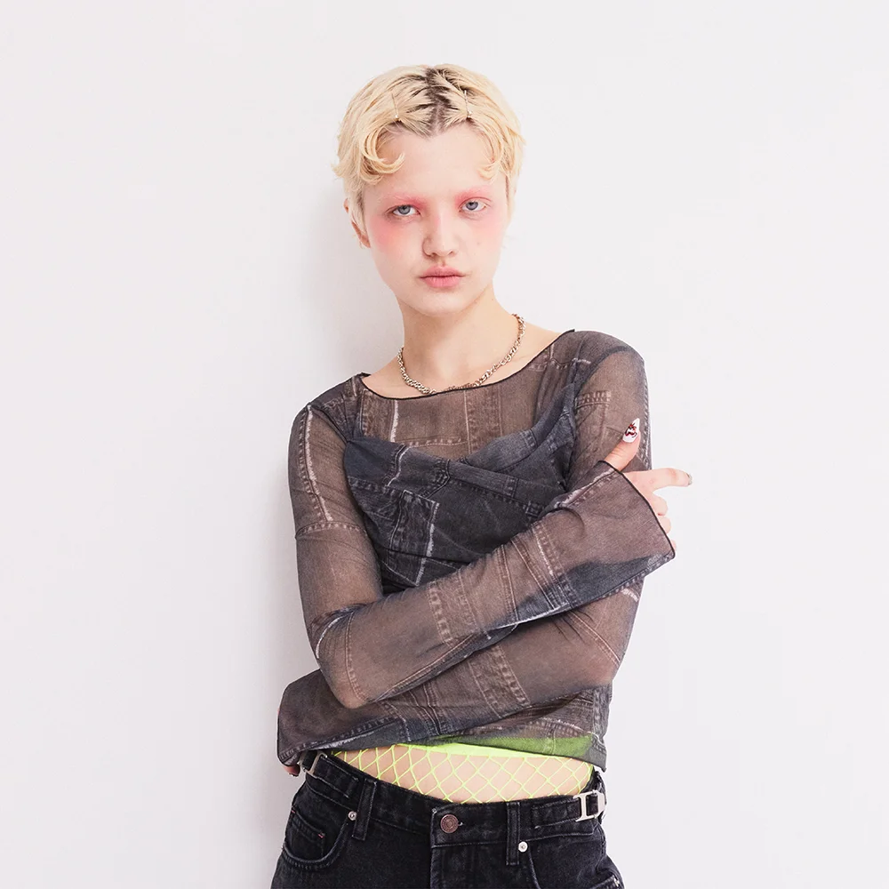 CROSS WRAP PRINT LONG SLEEVE T-SHIRT DENIM BLACK
