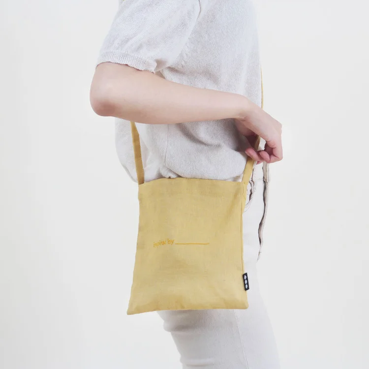 adren logo bag_yellow (inspired by)
