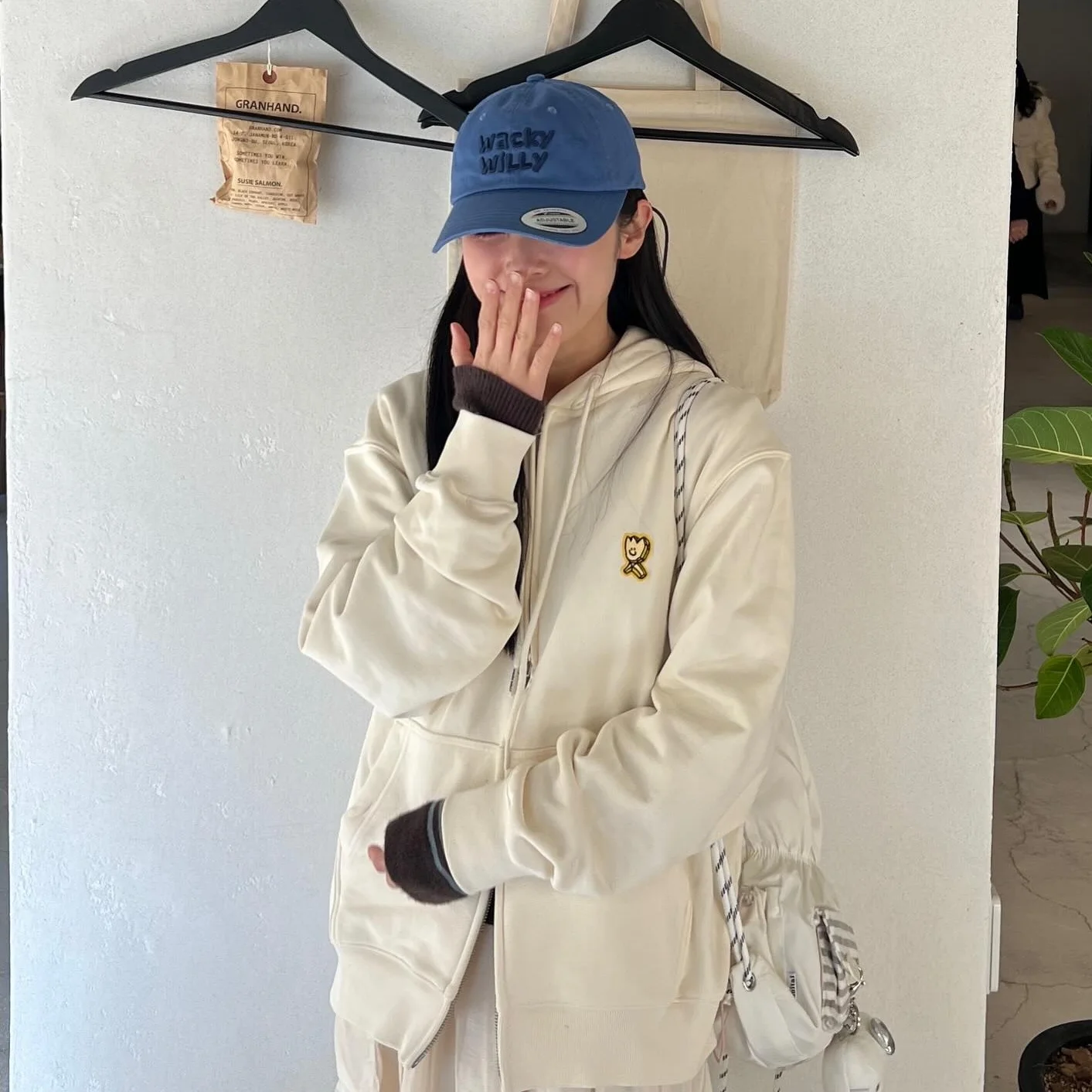 圖案 Kiki 布章 連帽拉鍊外套 奶油
