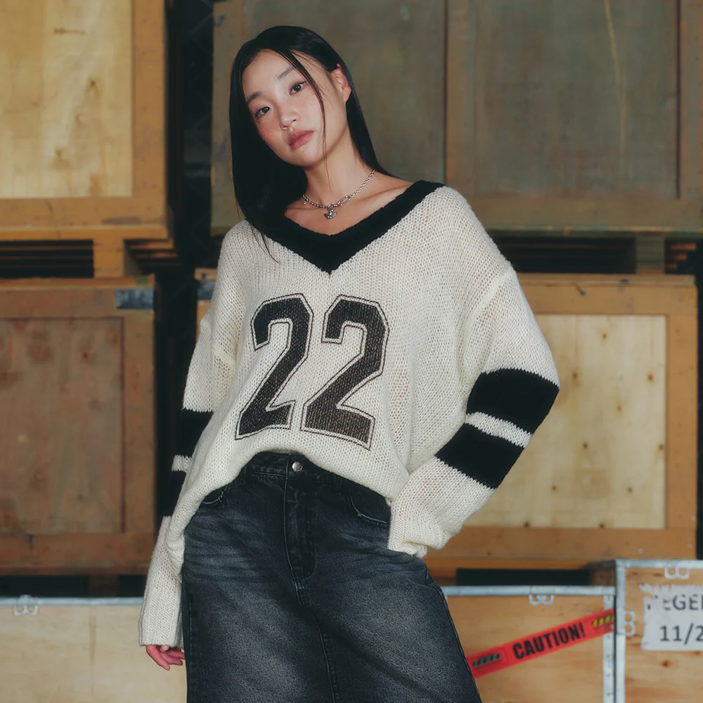 V-NECK SPORTY KNIT IVORY BQ4KL006